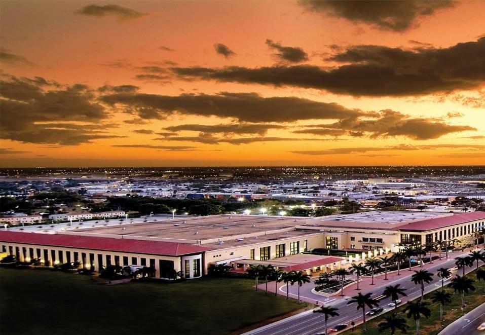 2 Bedroom Holiday Retreat West Palm Beach Art Экстерьер фото
