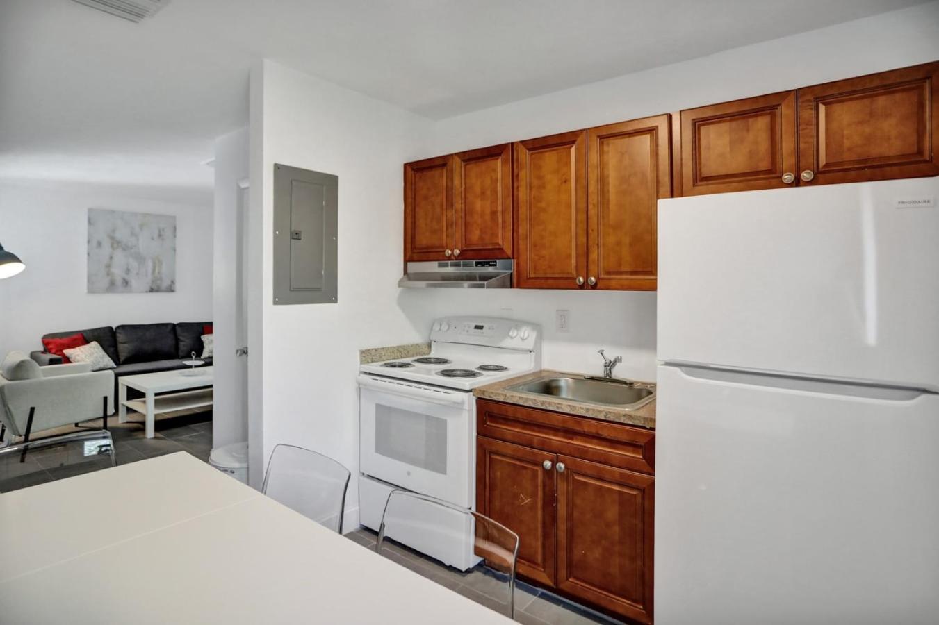 2 Bedroom Holiday Retreat West Palm Beach Art Экстерьер фото